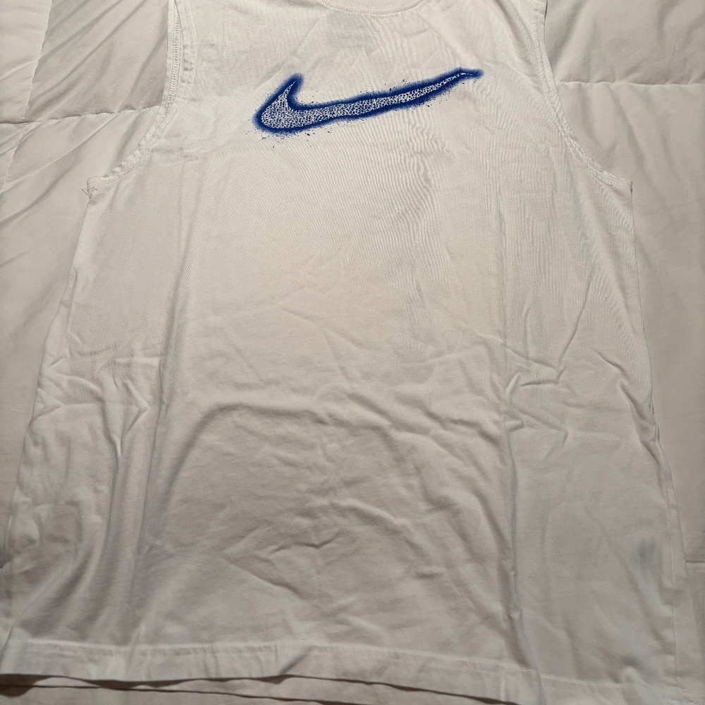 Tee Shirt Sleeveless